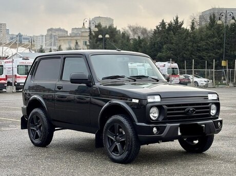 LADA (VAZ) Niva 2023