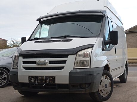 Ford Transit 2010