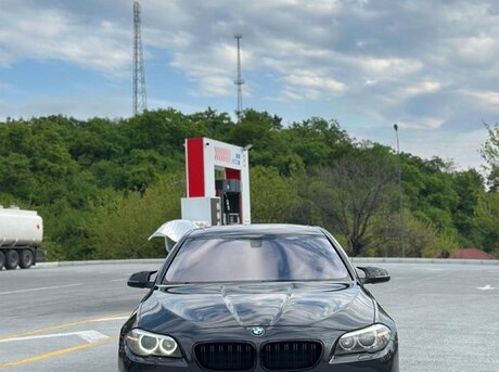 BMW 528 2015