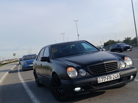 Mercedes E 220 1999