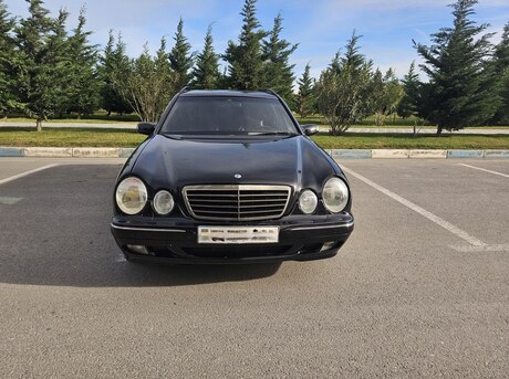 Mercedes E 270 2001