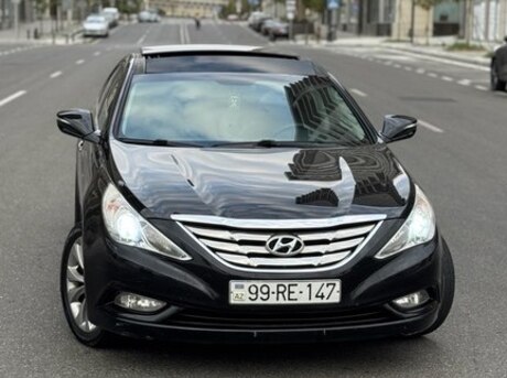 Hyundai Sonata 2011