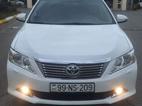 Toyota Camry 2014