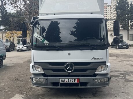 Mercedes Atego 818 2013