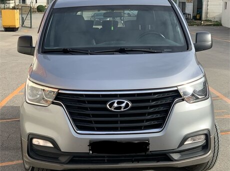 Hyundai H-1 2018