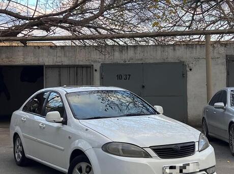 Daewoo Gentra 2014