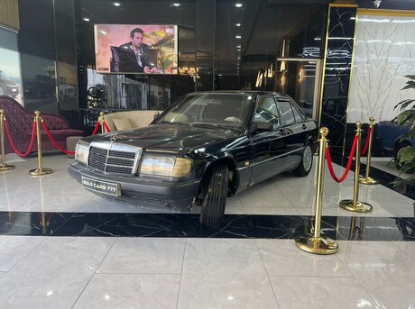 Mercedes 190