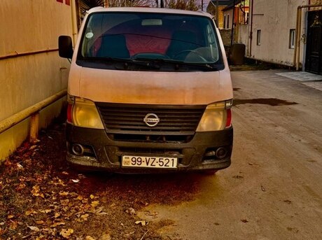 Nissan Urvan 2007