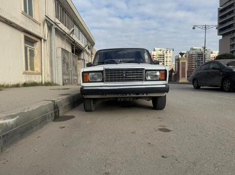 LADA (VAZ) 2107 2004