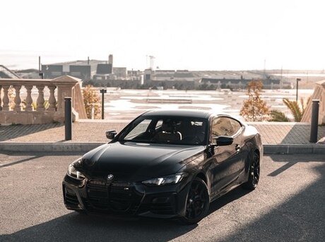 BMW  2024