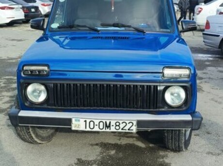 LADA (VAZ) Niva 2015