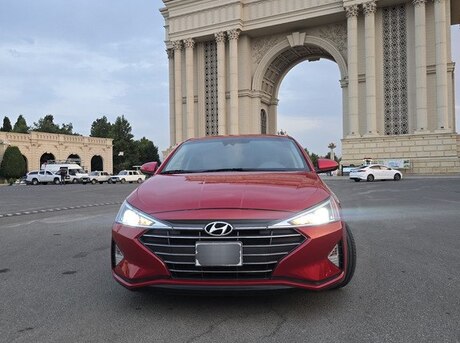 Hyundai Elantra 2020