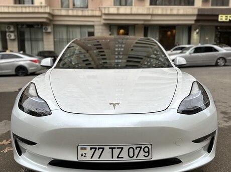Tesla Model 3 2023