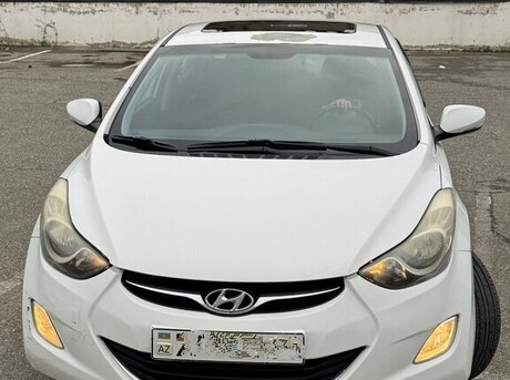 Hyundai Elantra 2011