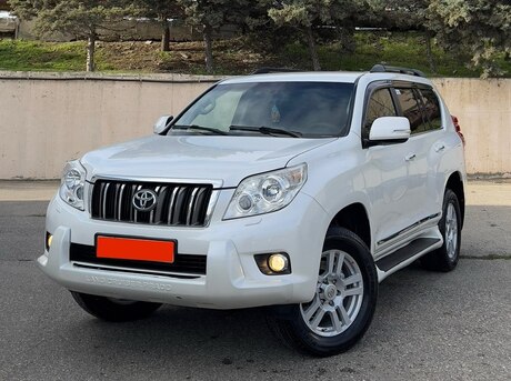 Toyota Land Cruiser Prado 2010