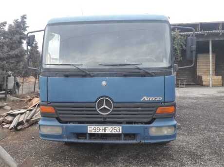 Mercedes Atego 815