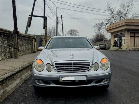 Mercedes E 240 2002