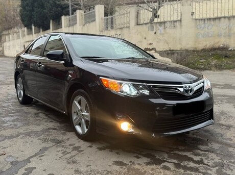 Toyota Camry 2012