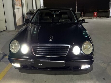 Mercedes E 280 2001