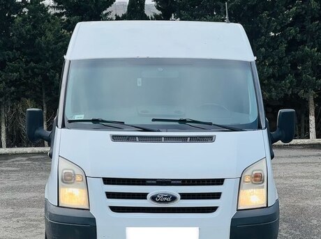 Ford Transit 2010