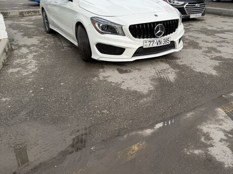 Mercedes CLA 250 4MATIC 2015
