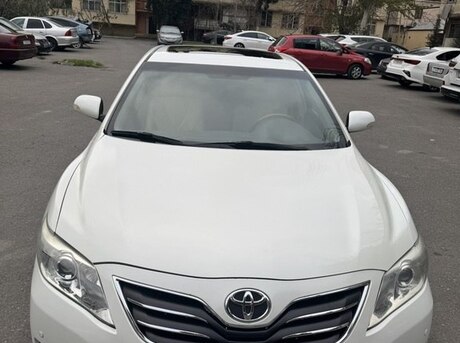 Toyota Camry 2010