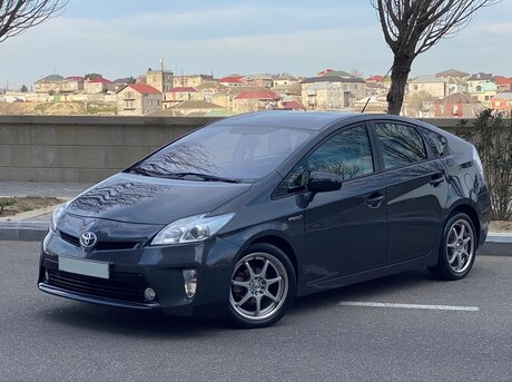 Toyota Prius 2012