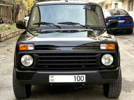 LADA (VAZ) Niva 2023