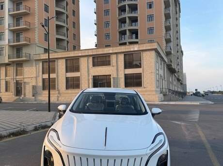 Hongqi  2025