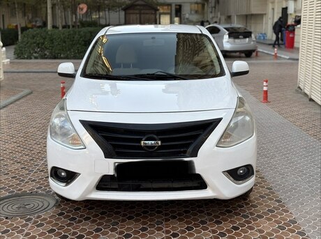 Nissan Sunny 2014