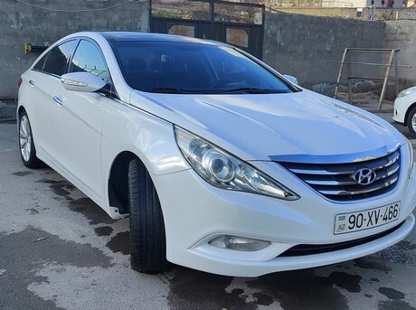 Hyundai Sonata 2010