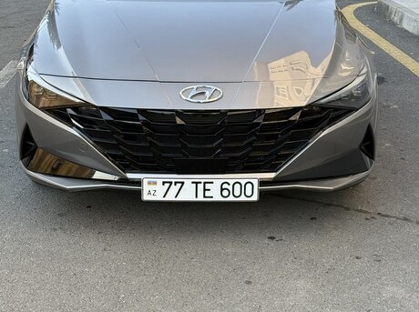 Hyundai Elantra 2023