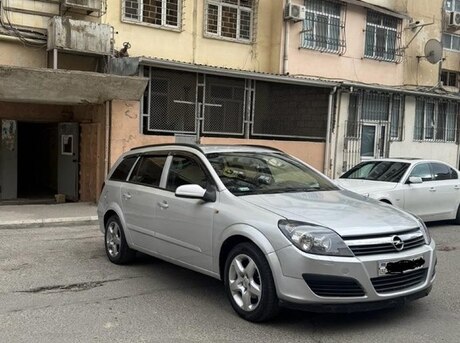 Opel Astra 2005