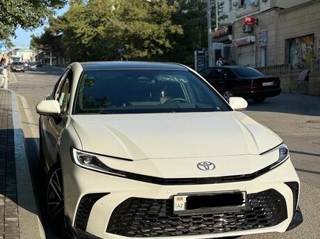 Toyota Camry 2024
