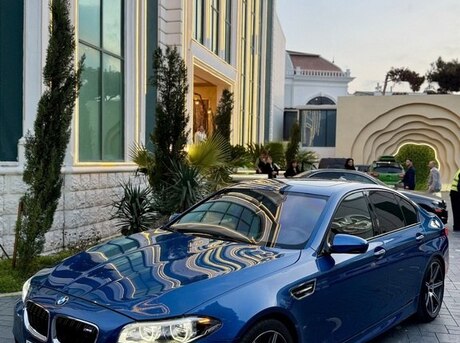 BMW M5 2013