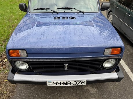 LADA (VAZ) Niva 2015