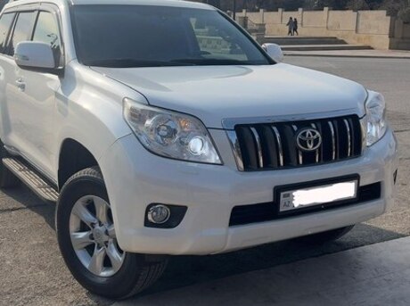 Toyota Land Cruiser Prado 2010
