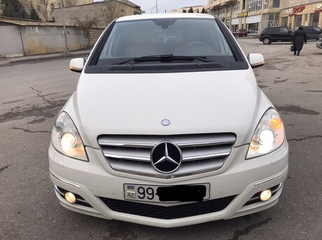 Mercedes B 170 2009