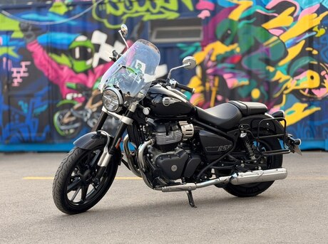 Royal Enfield Super Meteor 650