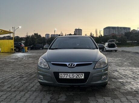 Hyundai i30 2010