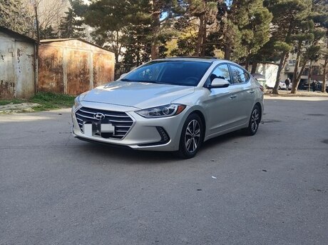Hyundai Elantra 2017