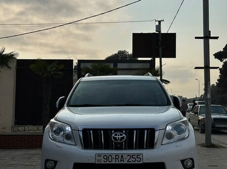 Toyota Land Cruiser Prado 2012