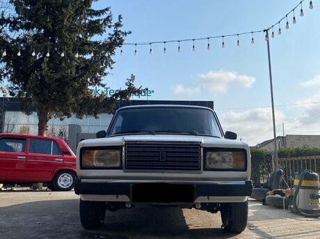 LADA (VAZ) 2107 2010