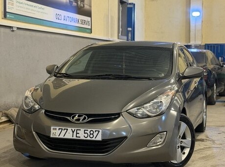 Hyundai Elantra 2013