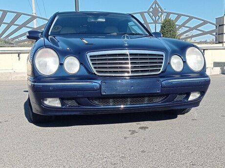Mercedes E 240 1999