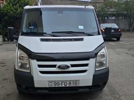 Ford Transit 2011