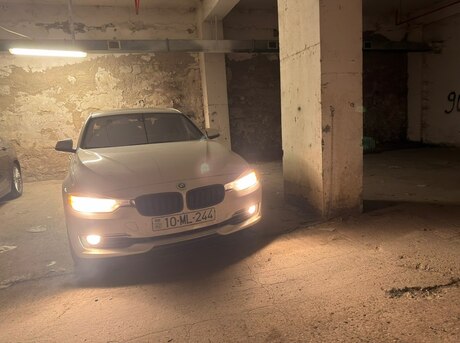 BMW 328 2013