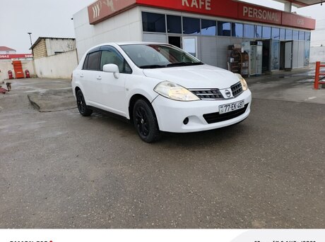 Nissan Tiida 2011