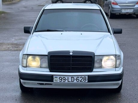 Mercedes  1989