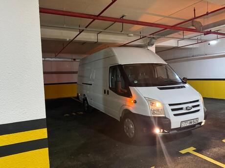 Ford Transit 2010